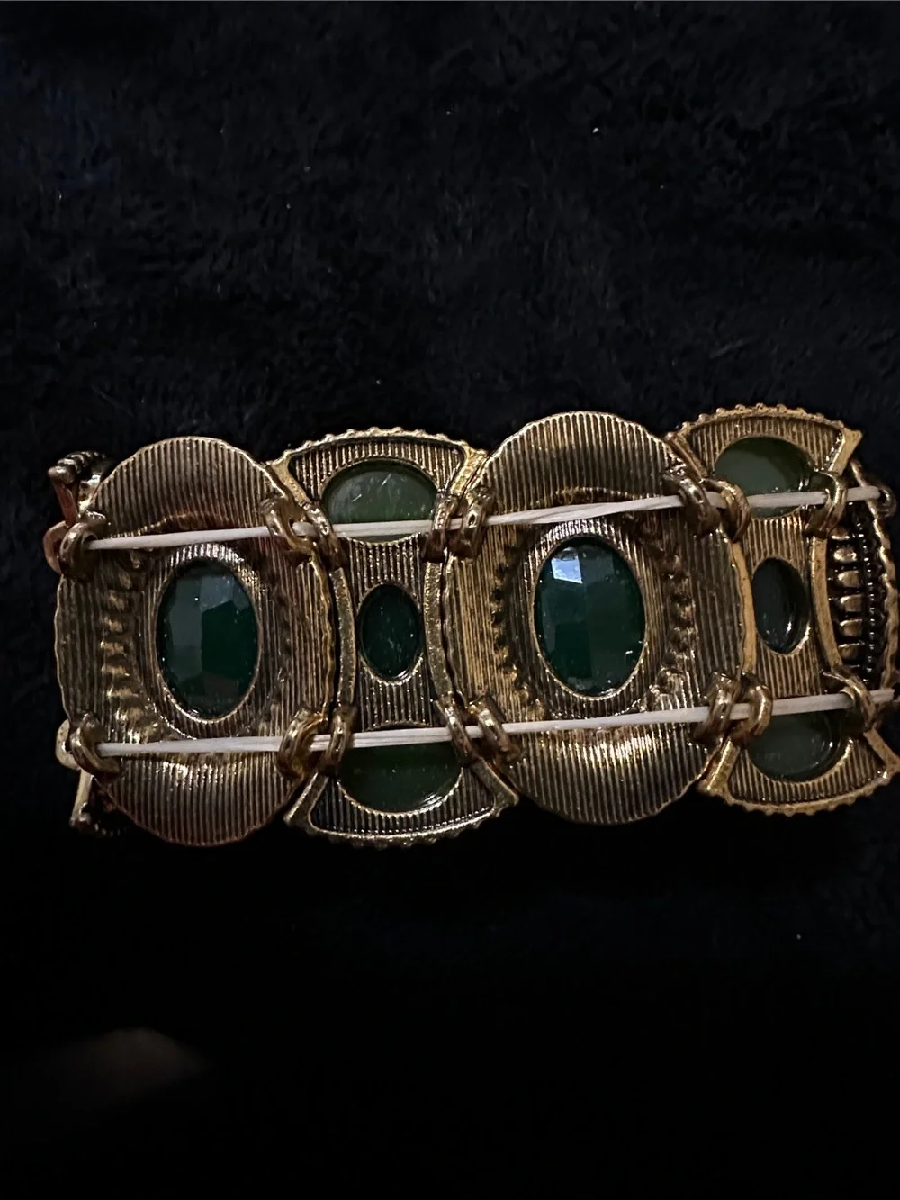 Unbranded elegant gold